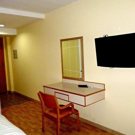 Mansour Plaza Hotel Apartments Νταμάμ Δωμάτιο φωτογραφία