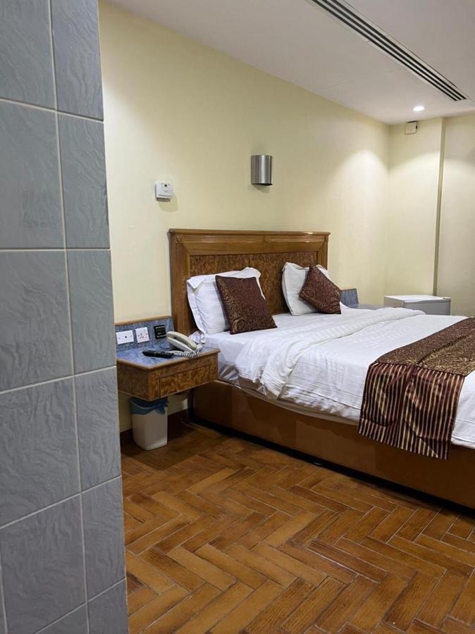 Mansour Plaza Hotel Apartments Νταμάμ Εξωτερικό φωτογραφία
