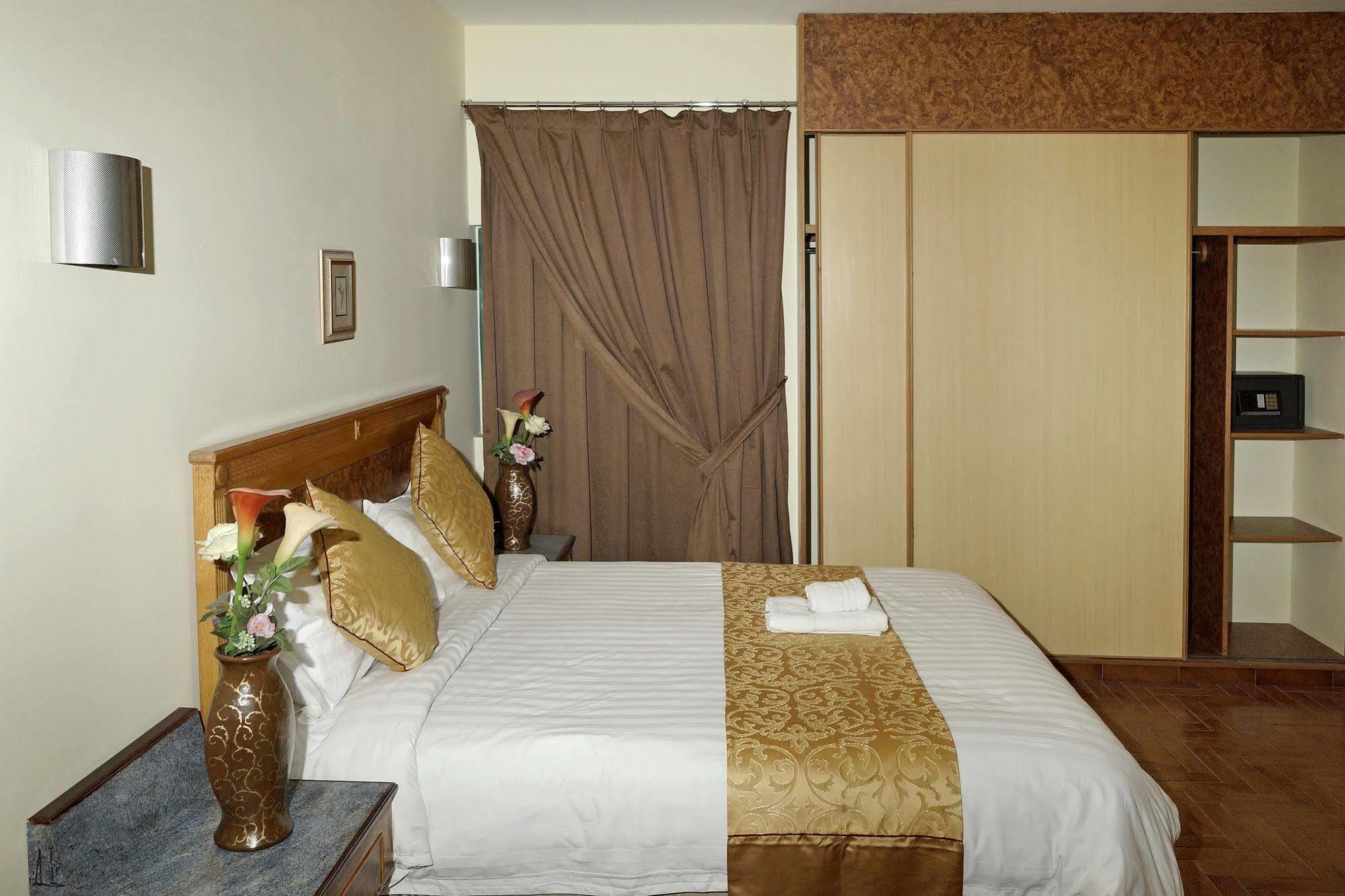 Mansour Plaza Hotel Apartments Νταμάμ Εξωτερικό φωτογραφία